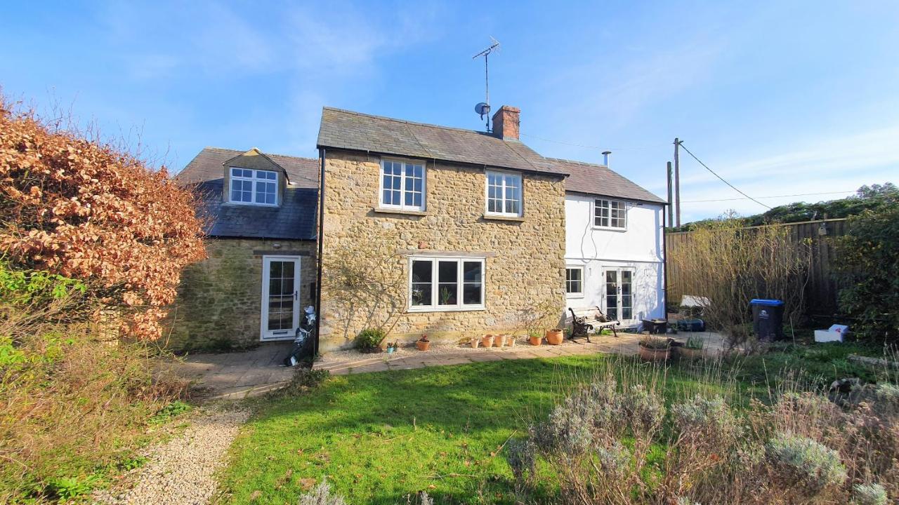 Glenfield Cottage - Secluded Luxury Deep In The Oxfordshire Countryside Wilcote Экстерьер фото
